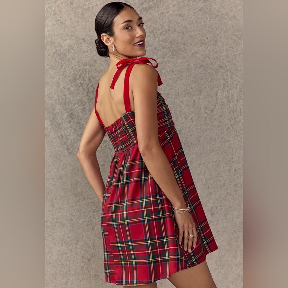 Red Plaid Sleeveless Dress - Picture 3 of 10
